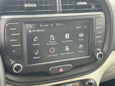 Used 2025 Kia Soul LX w/ LX Technology Package image 21