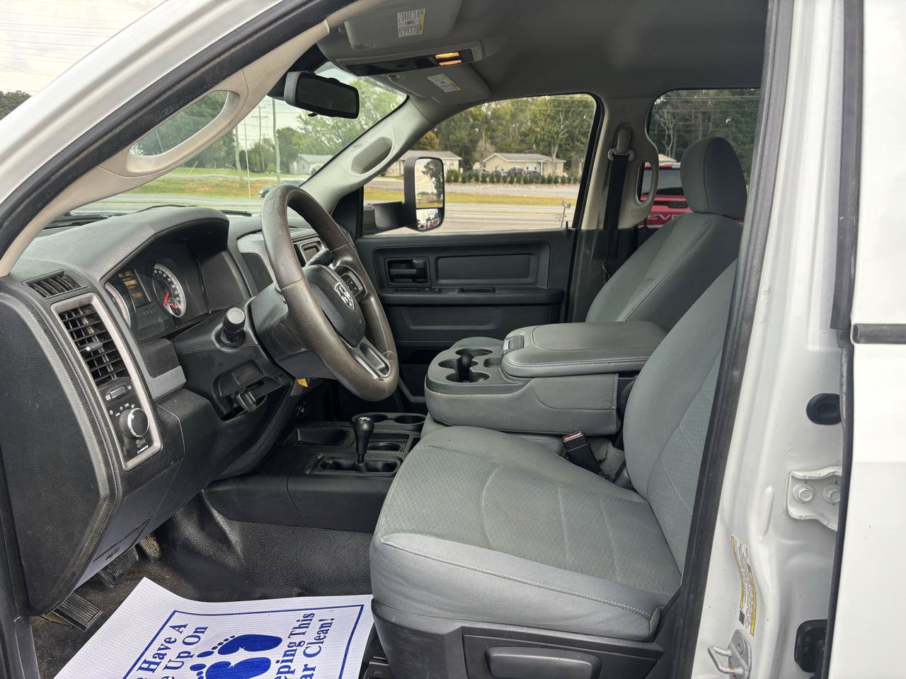 Used 2014 RAM 3500 Tradesman w/ Chrome Appearance Group AWD/4WD image 10