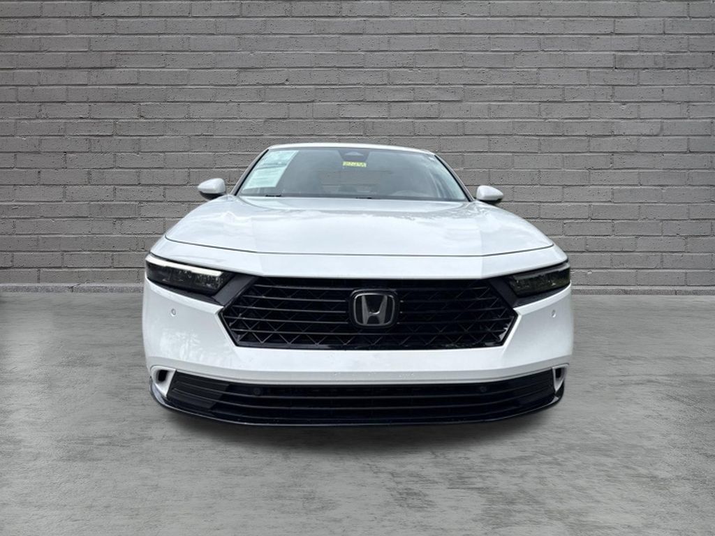 Used 2023 Honda Accord EX-L image 2