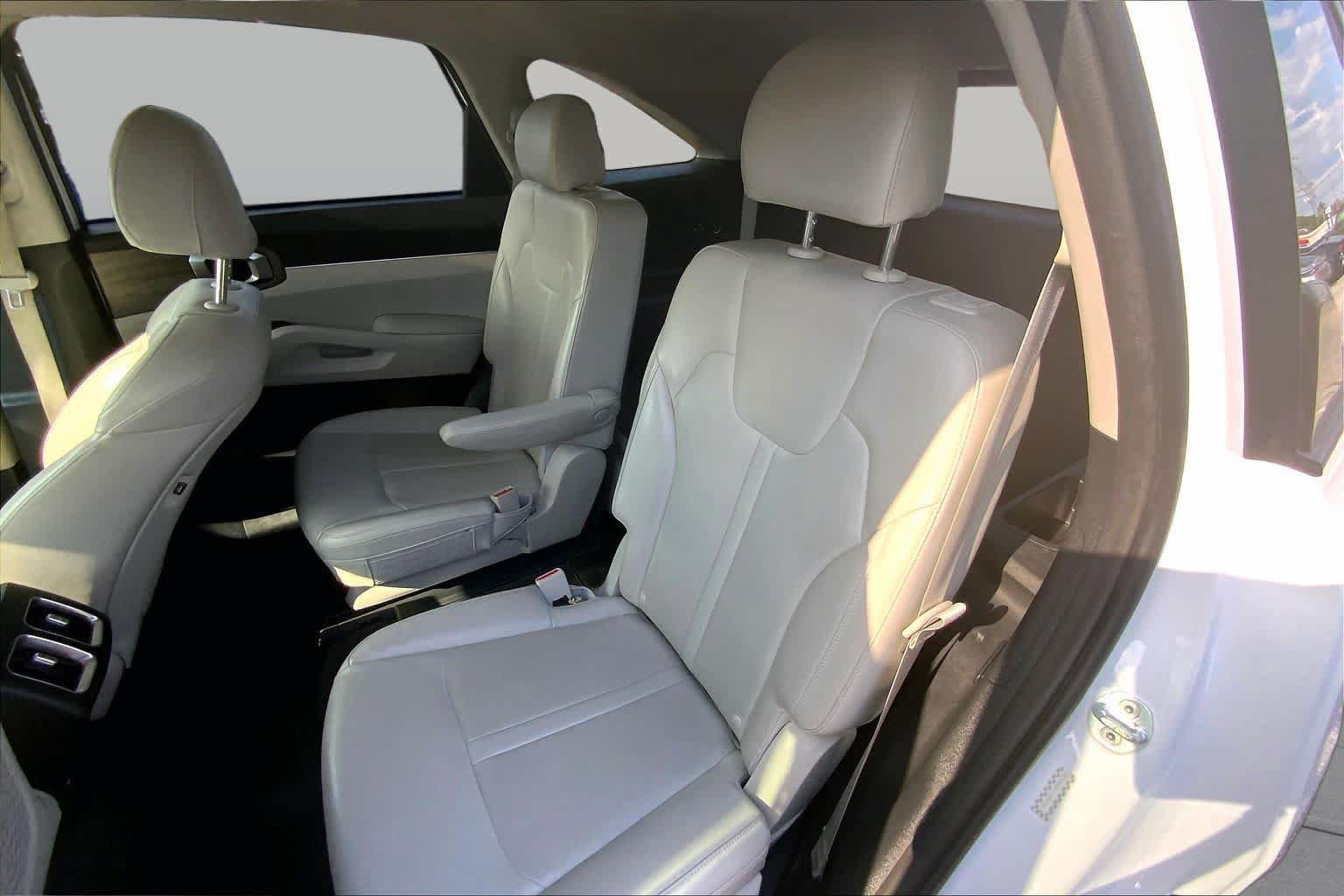 Used 2021 Kia Sorento EX FWD image 20