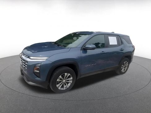 Used 2025 Chevrolet Equinox LT FWD image 8