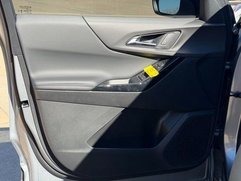 New 2026 Chevrolet Equinox LT image 21