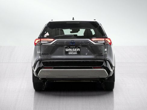 Used 2024 Toyota RAV4 XSE AWD/4WD image 4