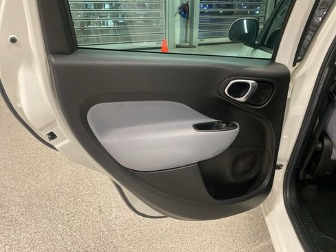 Used 2014 FIAT 500L Easy image 24
