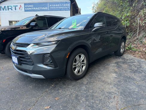 Used 2019 Chevrolet Blazer LT image 2