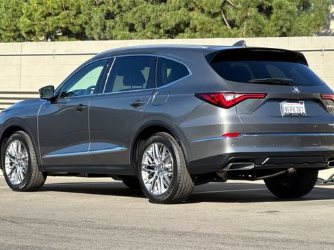 Certified 2023 Acura MDX SH-AWD w/ Advance Package image 3