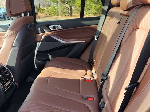 Used 2023 BMW X5 M50i w/ Climate Comfort Package image 10