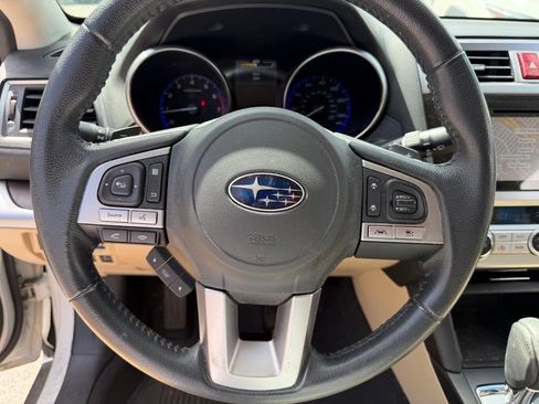 Used 2017 Subaru Outback 2.5i Limited AWD/4WD image 23