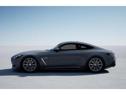 Used 2025 Mercedes-Benz AMG GT 63 image 34