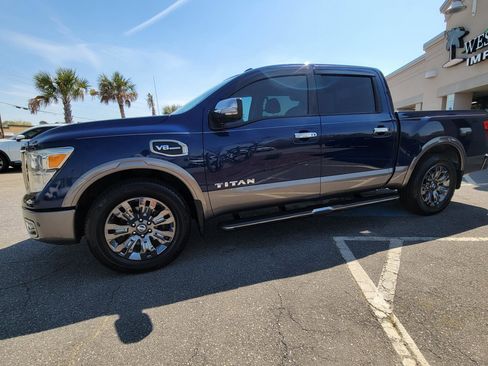 Used 2017 Nissan Titan Platinum Reserve image 8