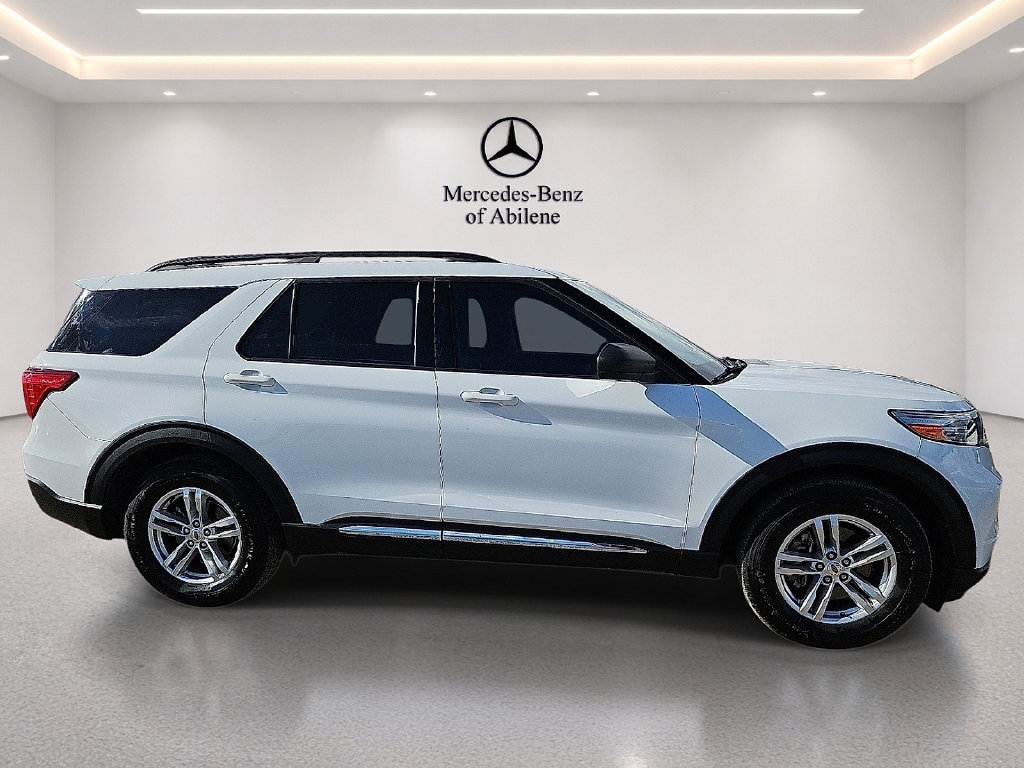 Used 2023 Ford Explorer XLT RWD image 9