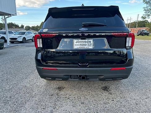New 2026 Ford Explorer Active image 6