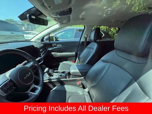 Certified 2024 Kia Sportage EX FWD image 8