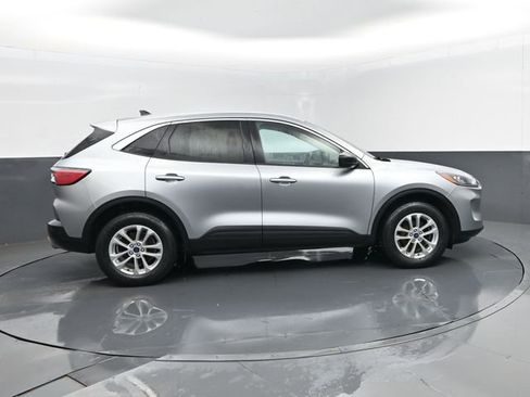 Used 2022 Ford Escape SE w/ Convenience Package AWD/4WD image 4