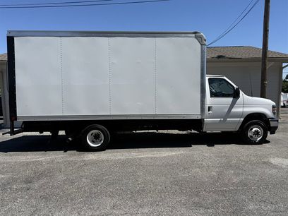 Used 2025 Ford E-450 and Econoline 450 Super Duty w/ Power Equipment Group