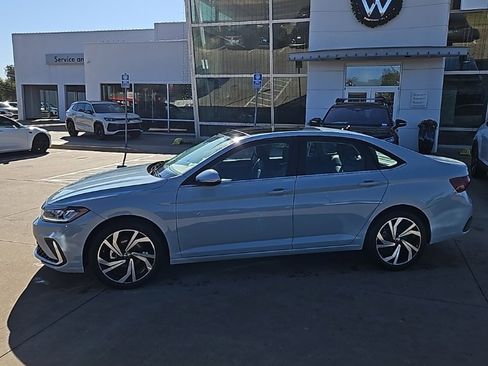 New 2026 Volkswagen Jetta SEL image 8