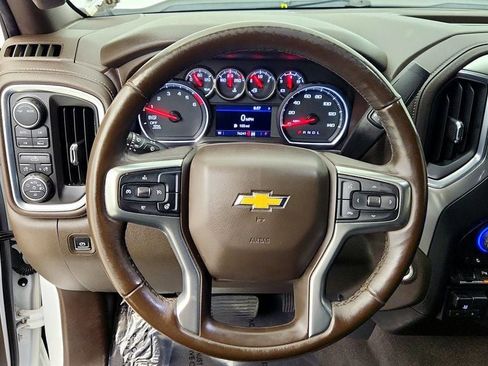 Used 2020 Chevrolet Silverado 1500 LT w/ All-Star Edition image 13