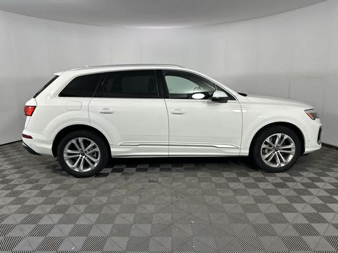 Used 2025 Audi Q7 3.0T Premium Plus AWD/4WD image 9