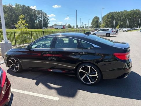 Certified 2020 Honda Accord Sport image 3