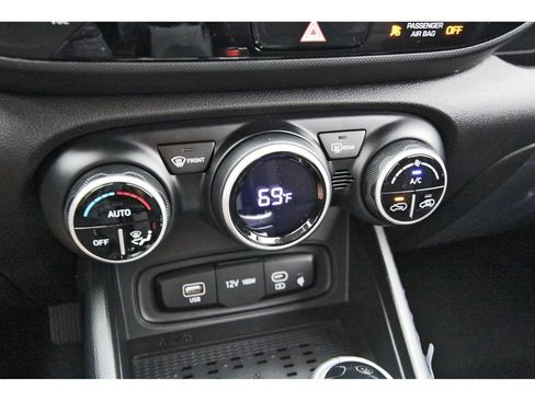 New 2026 Hyundai Venue SEL image 15