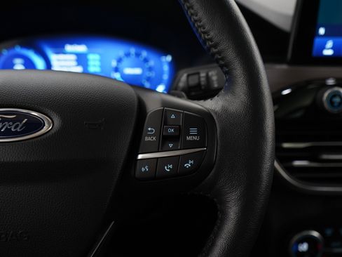 Used 2020 Ford Escape Titanium AWD/4WD image 27