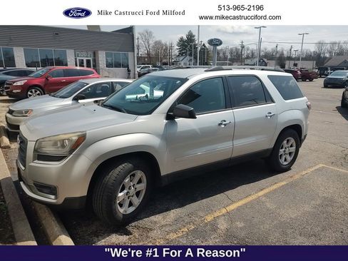 Used 2013 GMC Acadia SLE image 1