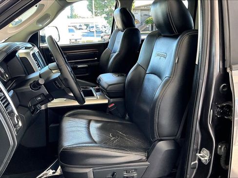 Used 2015 RAM 1500 Laramie w/ Convenience Group image 22