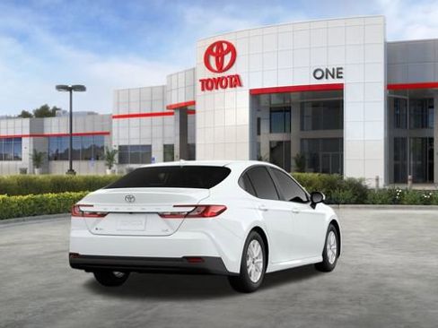 New 2026 Toyota Camry LE image 10