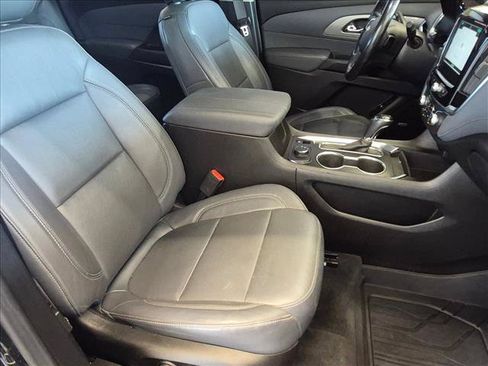 Used 2019 Chevrolet Traverse LT w/ LT Premium Package FWD image 21