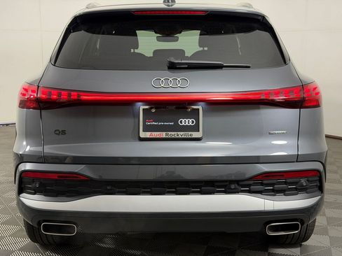 Certified 2025 Audi Q5 Premium w/ Convenience Package AWD/4WD image 10