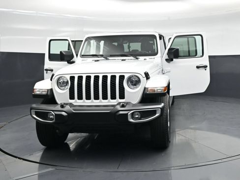 Used 2023 Jeep Gladiator Sport AWD/4WD image 24