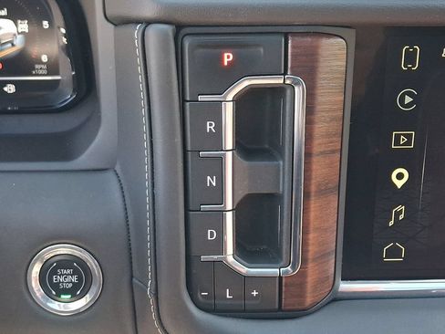 Certified 2023 GMC Yukon Denali Ultimate AWD/4WD image 16