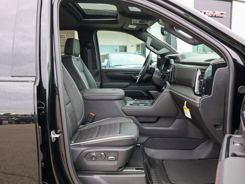 New 2026 GMC Sierra 2500 AT4X w/ LPO, Black Badging Package AWD/4WD image 35