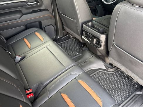 Used 2024 GMC Sierra 2500 AT4 w/ AT4 Premium Plus Package AWD/4WD image 16