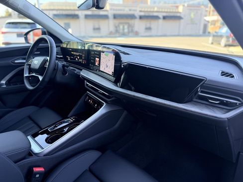 Used 2025 Audi Q5 Premium Plus w/ Premium Plus image 23