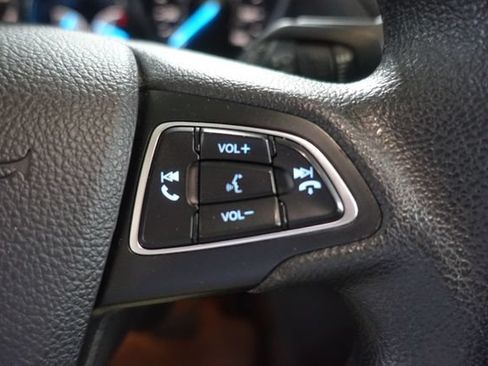 Used 2019 Ford Escape SE FWD image 14