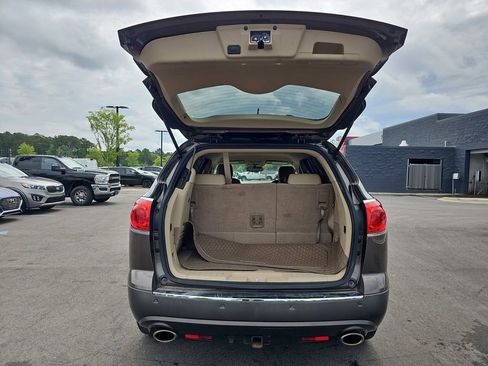 Used 2011 Buick Enclave CXL w/ Trailering Provision Package FWD image 17