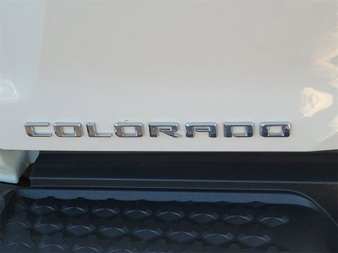 Used 2023 Chevrolet Colorado LT w/ LT Convenience Package II image 25