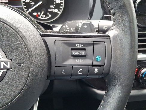 Used 2023 Nissan Pathfinder SL w/ SL Premium Package image 22