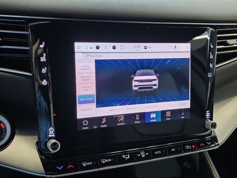 New 2025 Jeep Wagoneer L Series III w/ Premium Group I image 31