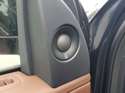 New 2026 Lincoln Navigator L Reserve AWD/4WD image 9