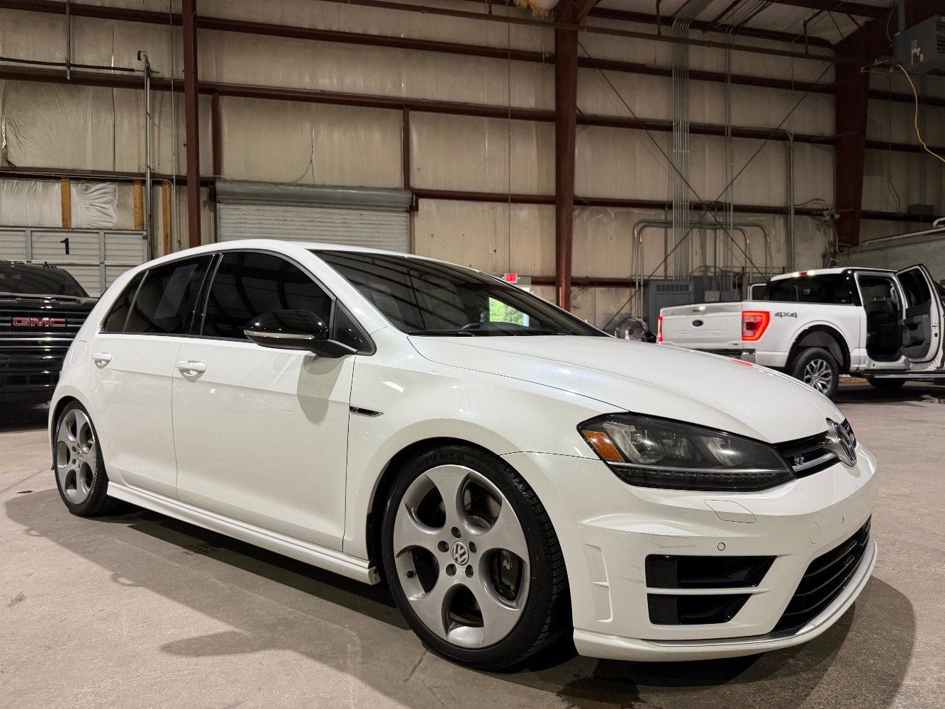 Used 2017 Volkswagen Golf R 4-Door AWD/4WD image 1