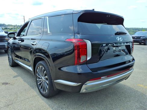 Used 2023 Hyundai Palisade Calligraphy w/ Cargo Package AWD/4WD image 3
