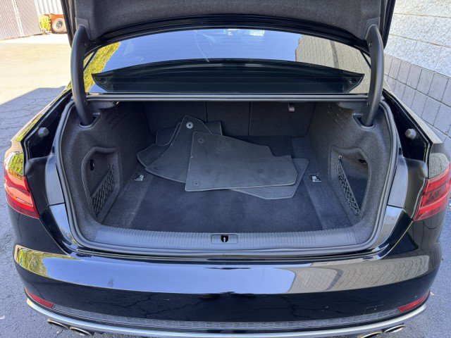 Used 2019 Audi S4 Premium w/ Convenience Package AWD/4WD image 9
