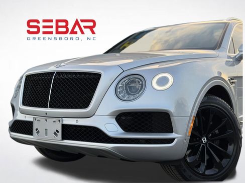 Used 2019 Bentley Bentayga AWD/4WD image 64