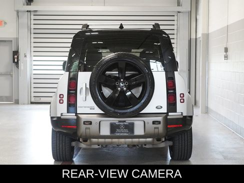 Used 2021 Land Rover Defender 110 X-Dynamic SE AWD/4WD image 5