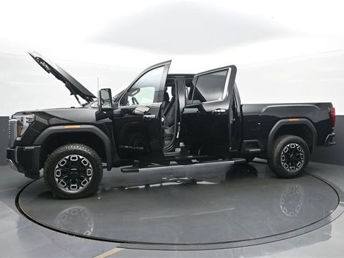 New 2025 GMC Sierra 2500 Denali w/ Denali Reserve Package image 55