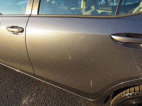 Used 2018 Toyota Corolla LE image 9