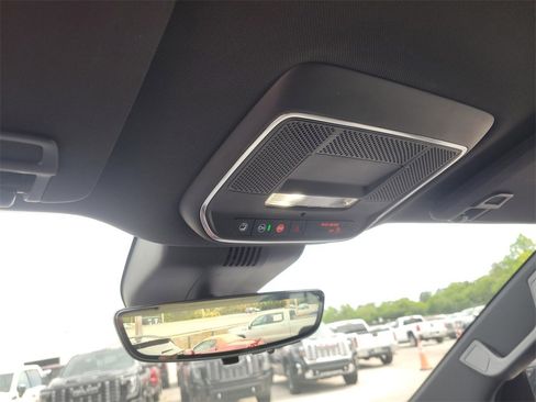 New 2025 GMC Sierra EV Denali image 27