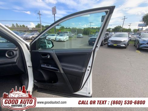 Used 2016 Toyota RAV4 SE AWD/4WD image 13